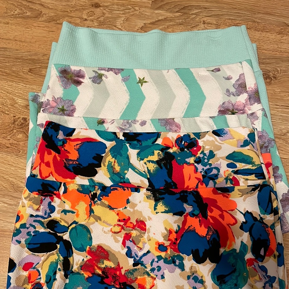 Medium Cassie Lularoe Pencil Skirts Lot unicorns, neon, floral, Chevron, Blue